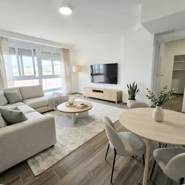 Продажа апартаментов на среднем этаже в Málaga