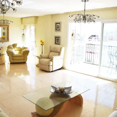 Sale of penthouse in Fuengirola