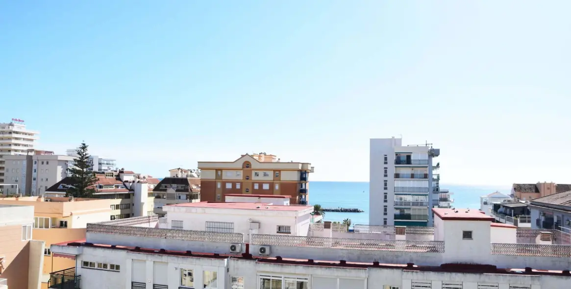 Sale of penthouse in Fuengirola 19