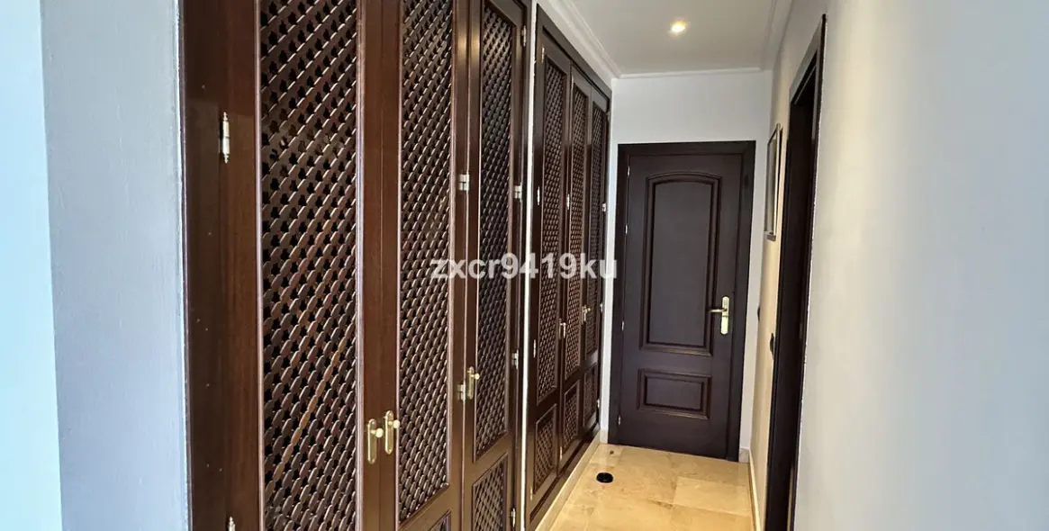 Продажа апартаментов на первом этаже в La Mairena 12