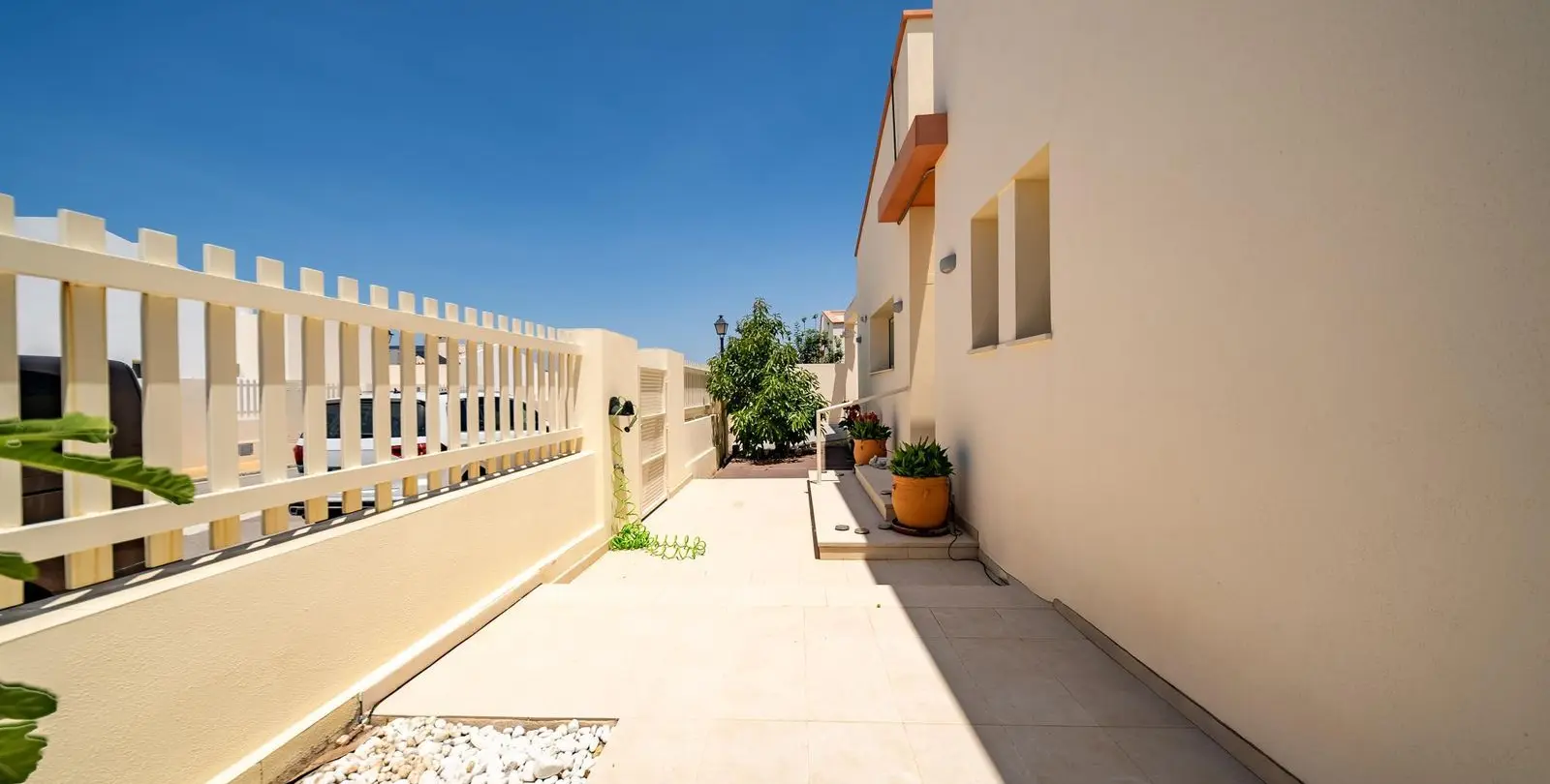 Sale of detached villa in Coín 25