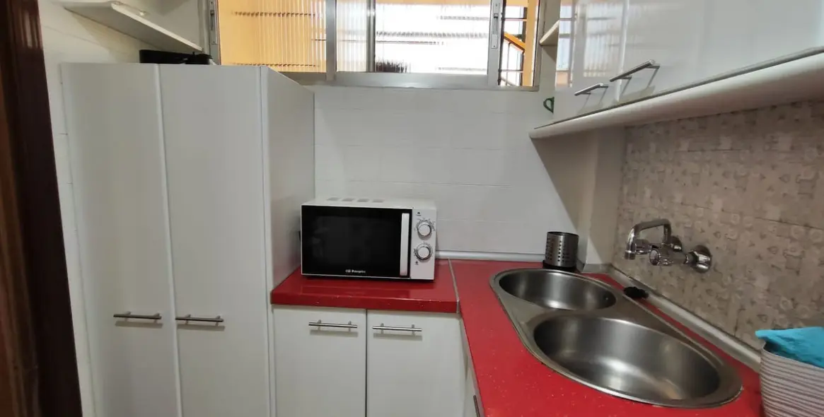 Sale of middle floor apartment in Fuengirola 27