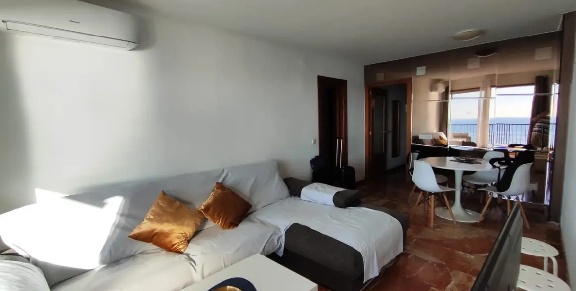 Sale of middle floor apartment in Fuengirola 37