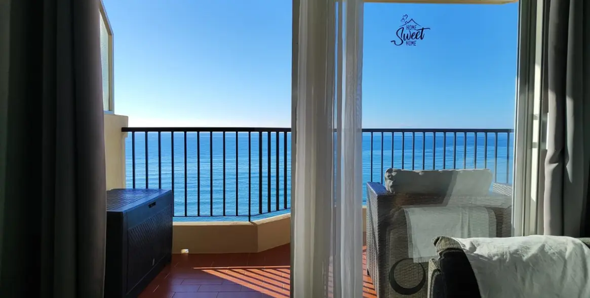 Sale of middle floor apartment in Fuengirola 46
