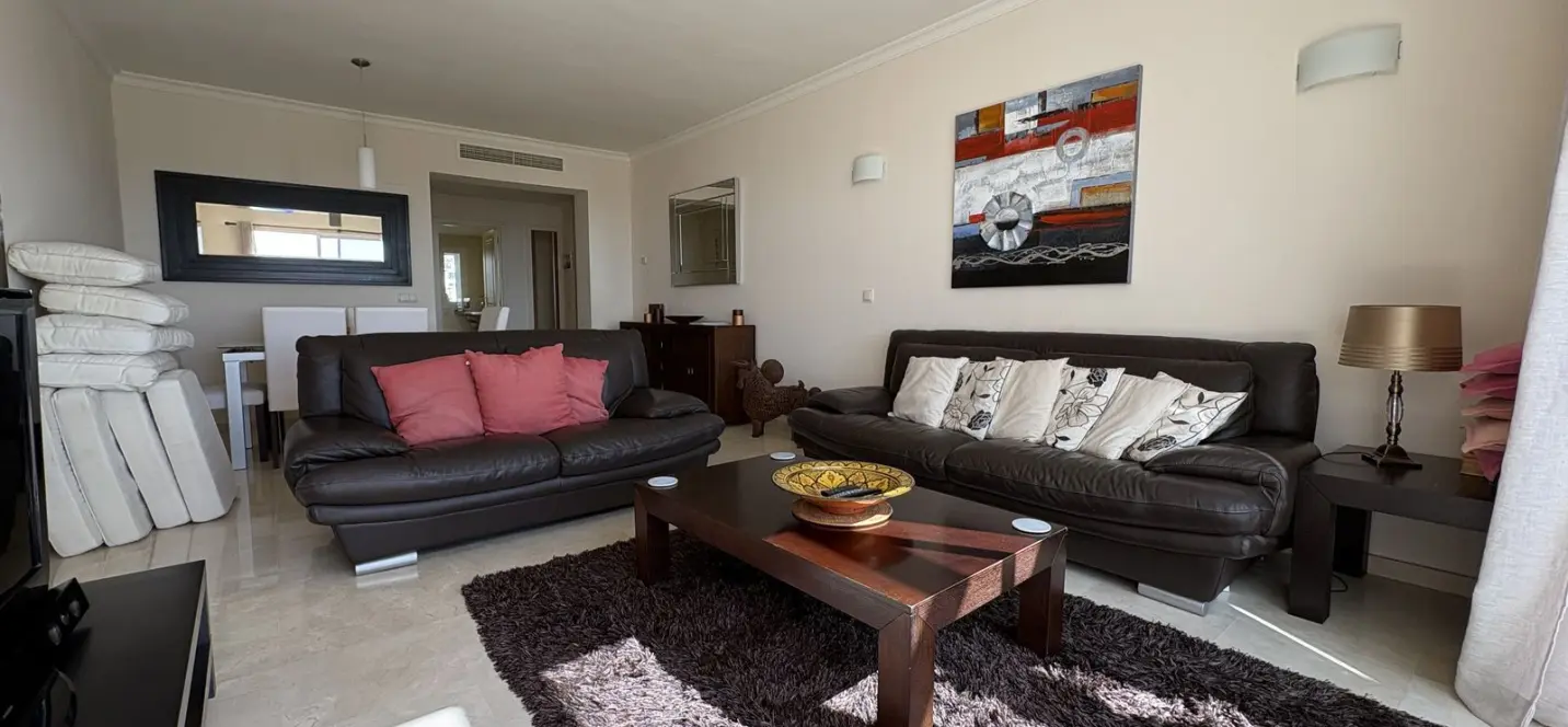 Sale of penthouse in La Quinta 3