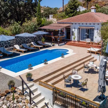 Sale of detached villa in Alhaurín el Grande