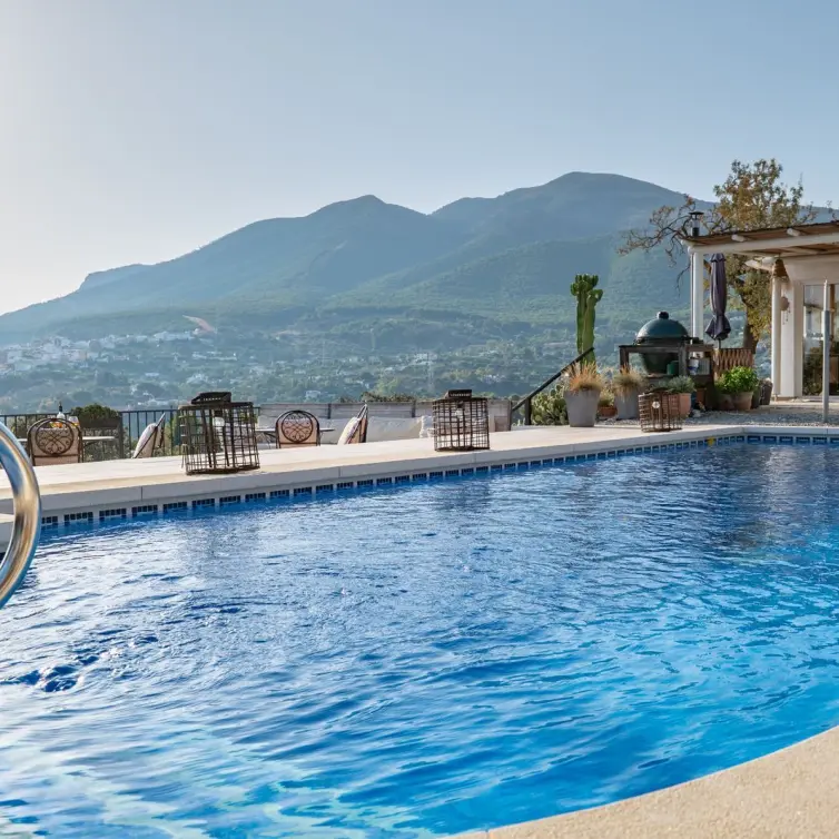 Sale of detached villa in Alhaurín el Grande