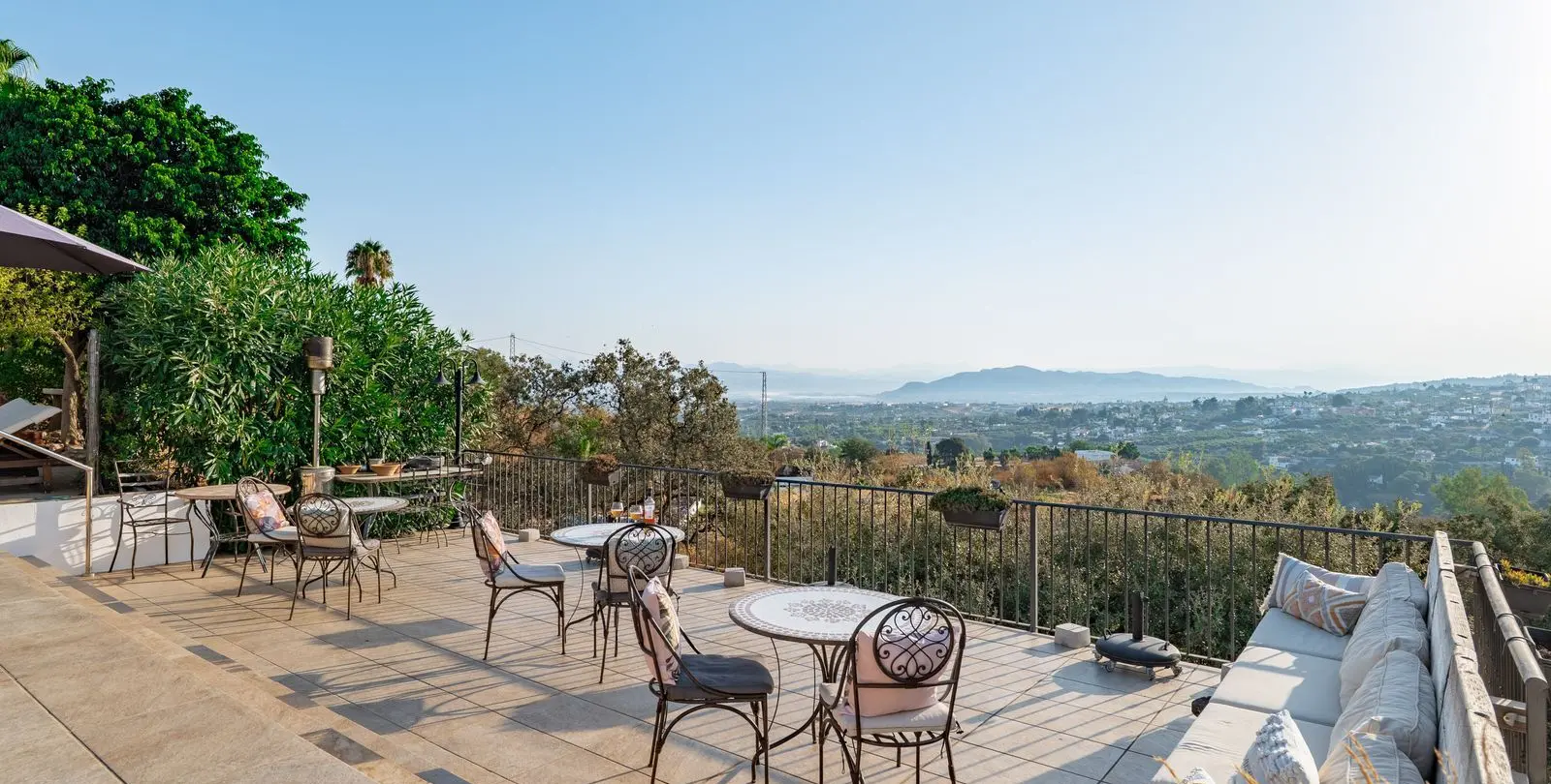 Sale of detached villa in Alhaurín el Grande 4