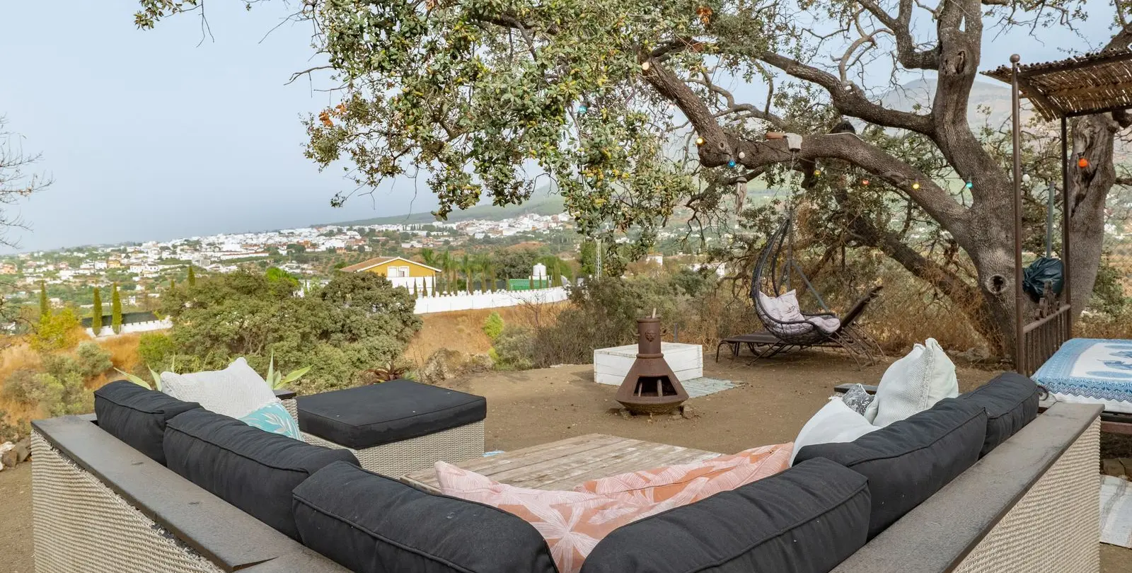 Sale of detached villa in Alhaurín el Grande 46