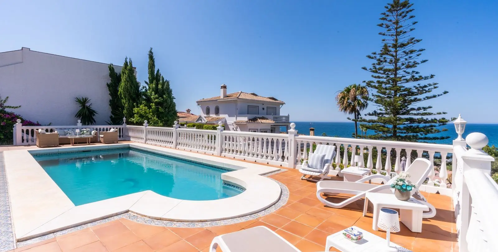 Venta de villa independiente en El Chaparral 2