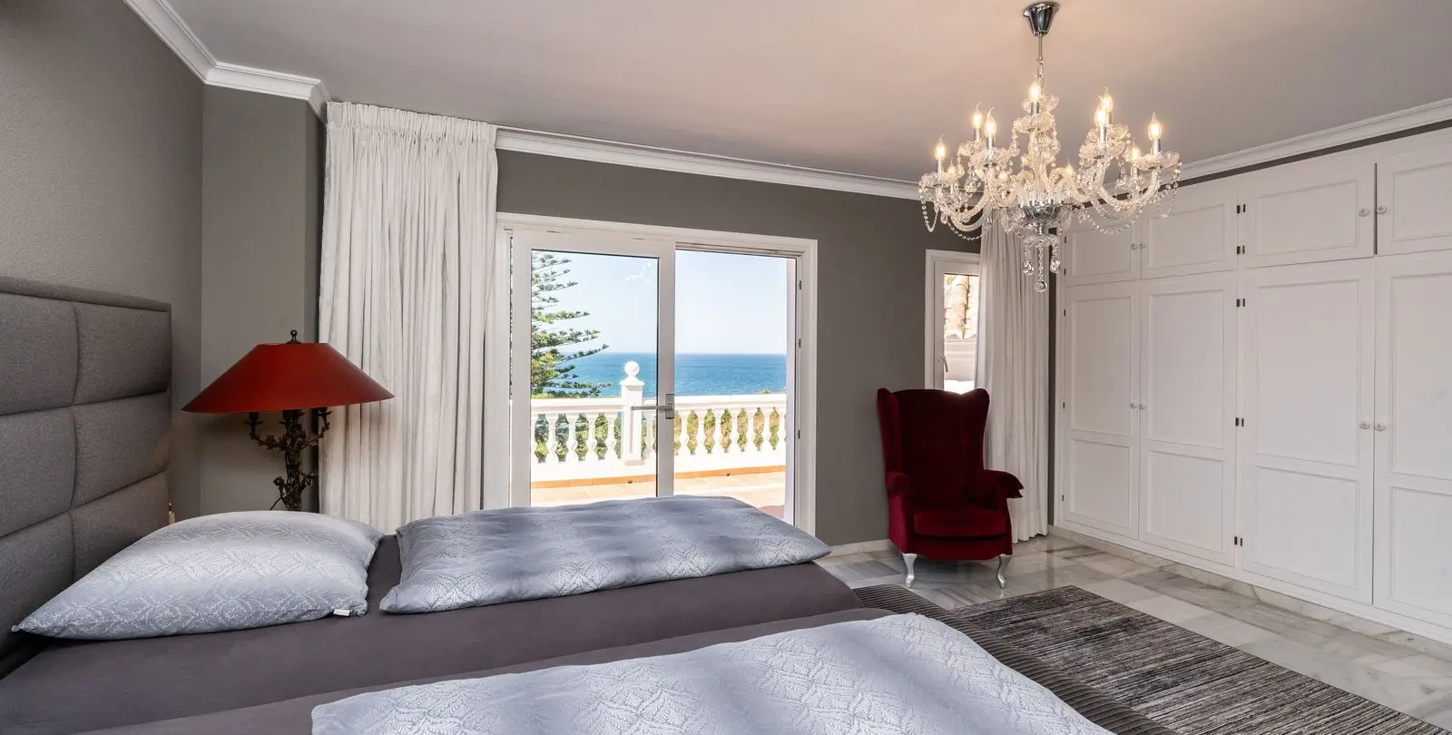 Venta de villa independiente en El Chaparral 8