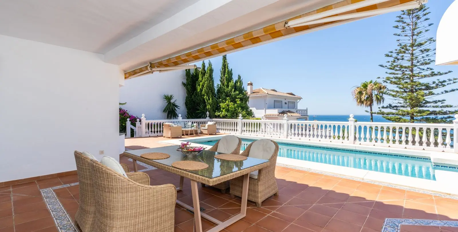 Venta de villa independiente en El Chaparral 18