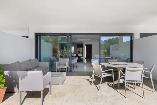 Image 10 thumb