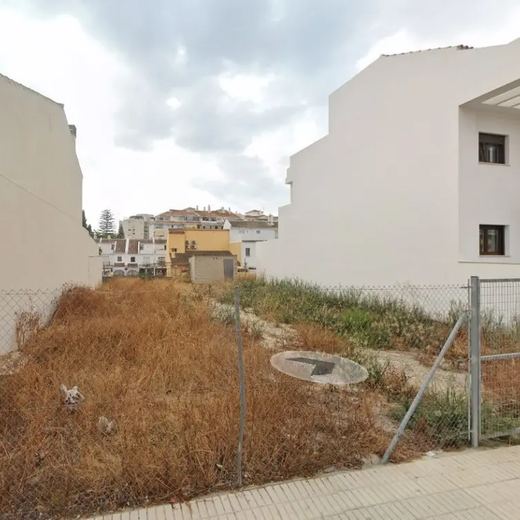 Sale of residential plot in Los Boliches