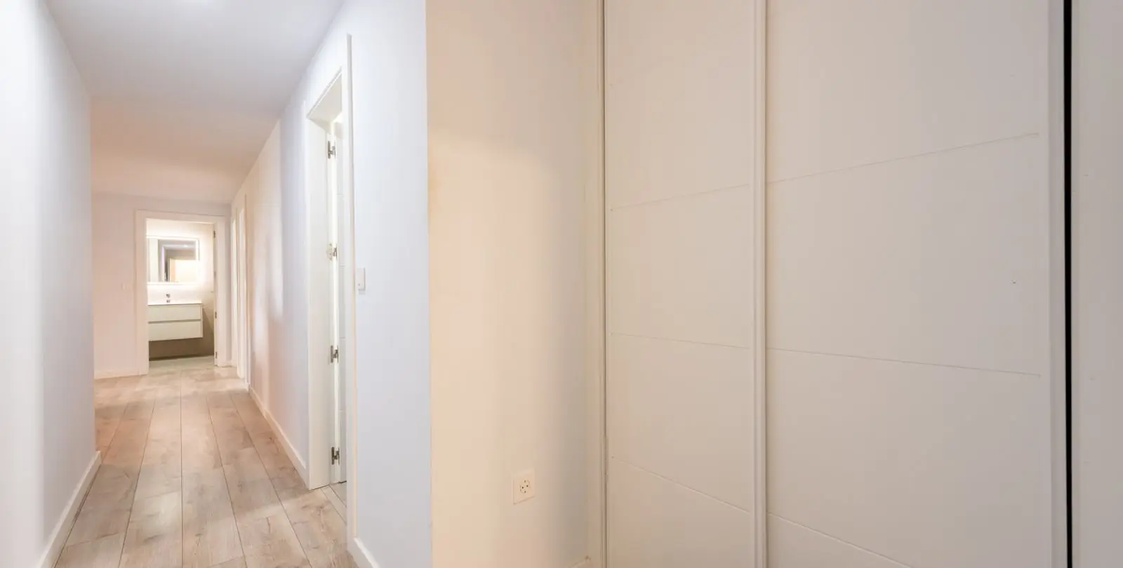 Sale of middle floor apartment in Torremolinos 15