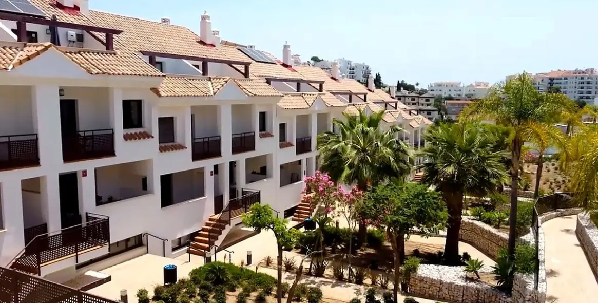 Sale of townhouse in Mijas Costa 13