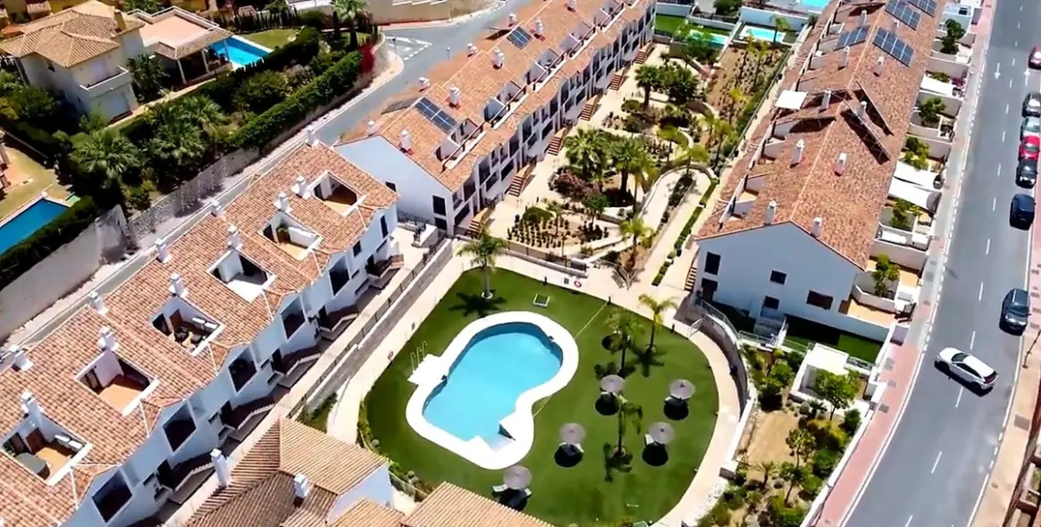 Sale of townhouse in Mijas Costa 28