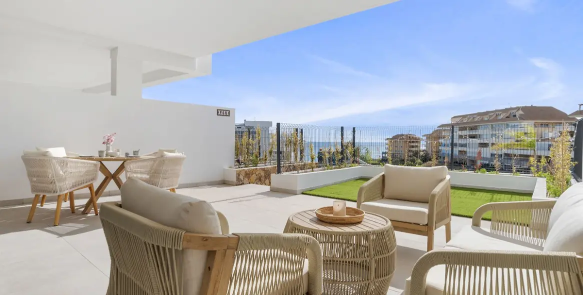 Sale of ground floor apartment in Fuengirola 3