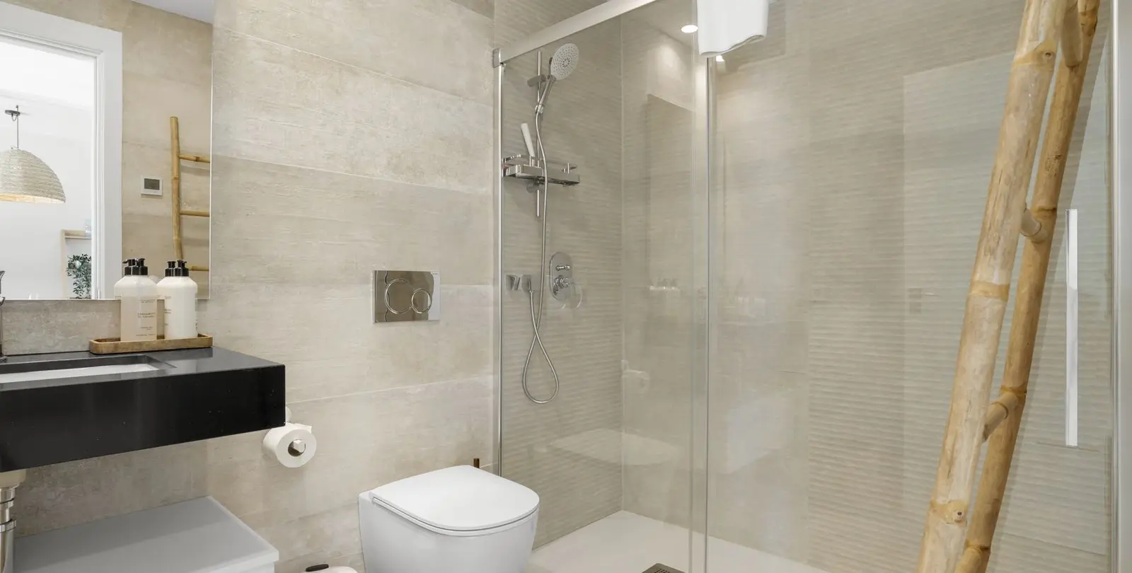 Sale of ground floor apartment in Fuengirola 21