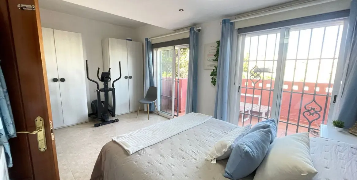 Sale of townhouse in Estepona 56