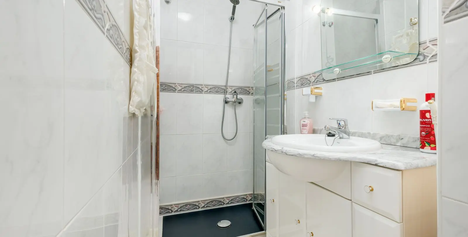 Продажа  отдельно стоящей виллы в Alhaurín el Grande 26