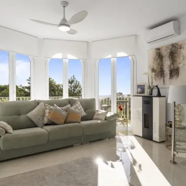 Sale of detached villa in Mijas