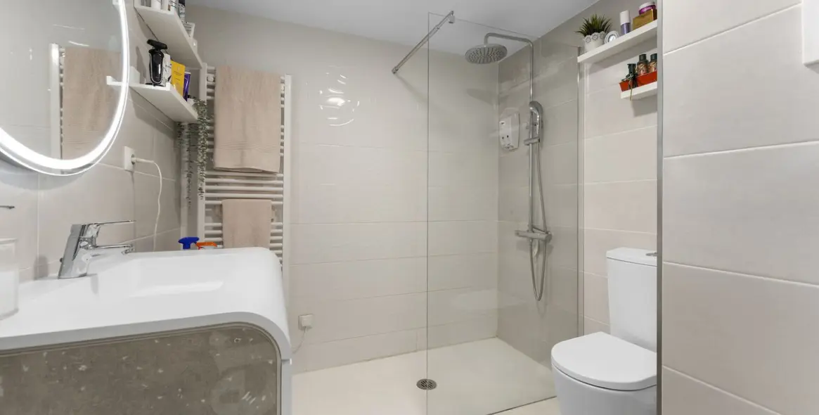 Sale of detached villa in Mijas 26