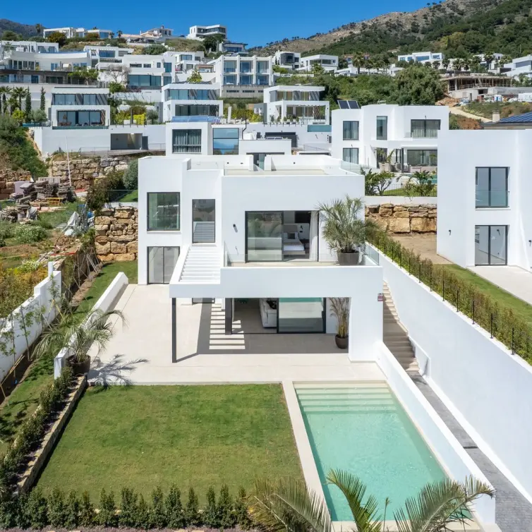 Sale of detached villa in Mijas