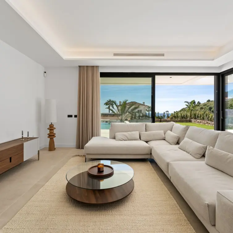 Sale of detached villa in Mijas