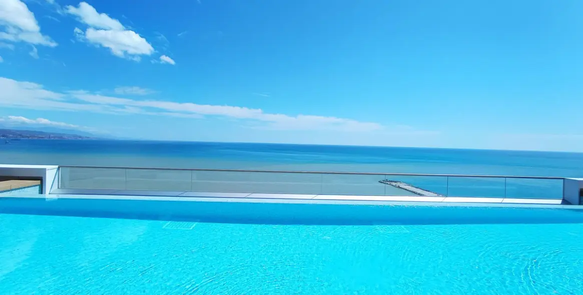 Venta de apartamento en planta media en Málaga 2