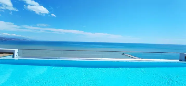 Venta de apartamento en planta media en Málaga 1
