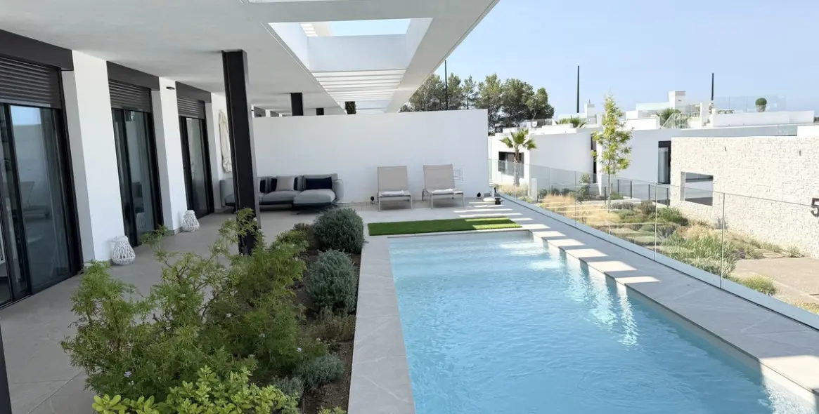 Venta de apartamento en planta baja en Santa Clara 1