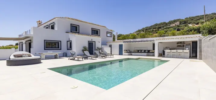 Venta de villa independiente en Casares 0