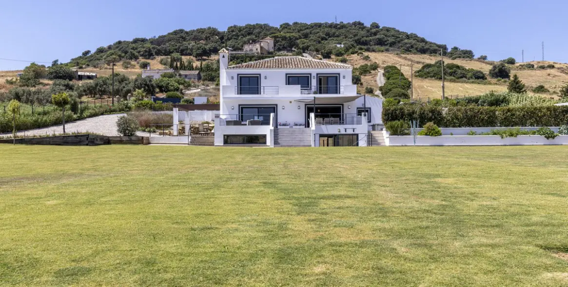 Venta de villa independiente en Casares 2