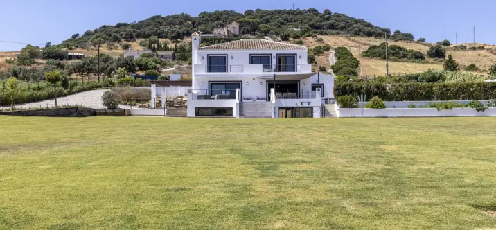 Venta de villa independiente en Casares 1