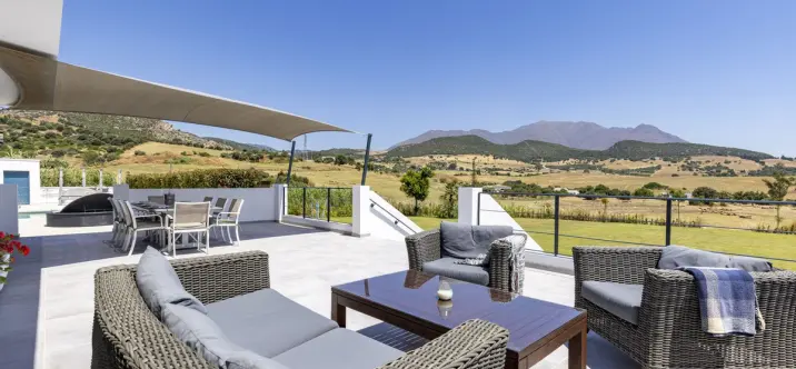 Venta de villa independiente en Casares 3