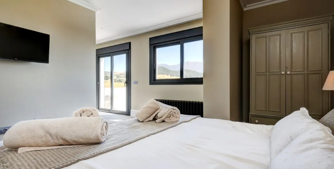 Venta de villa independiente en Casares 12
