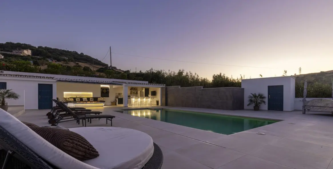 Venta de villa independiente en Casares 58