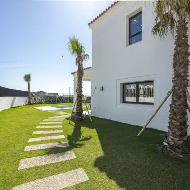 Venta de villa independiente en Estepona
