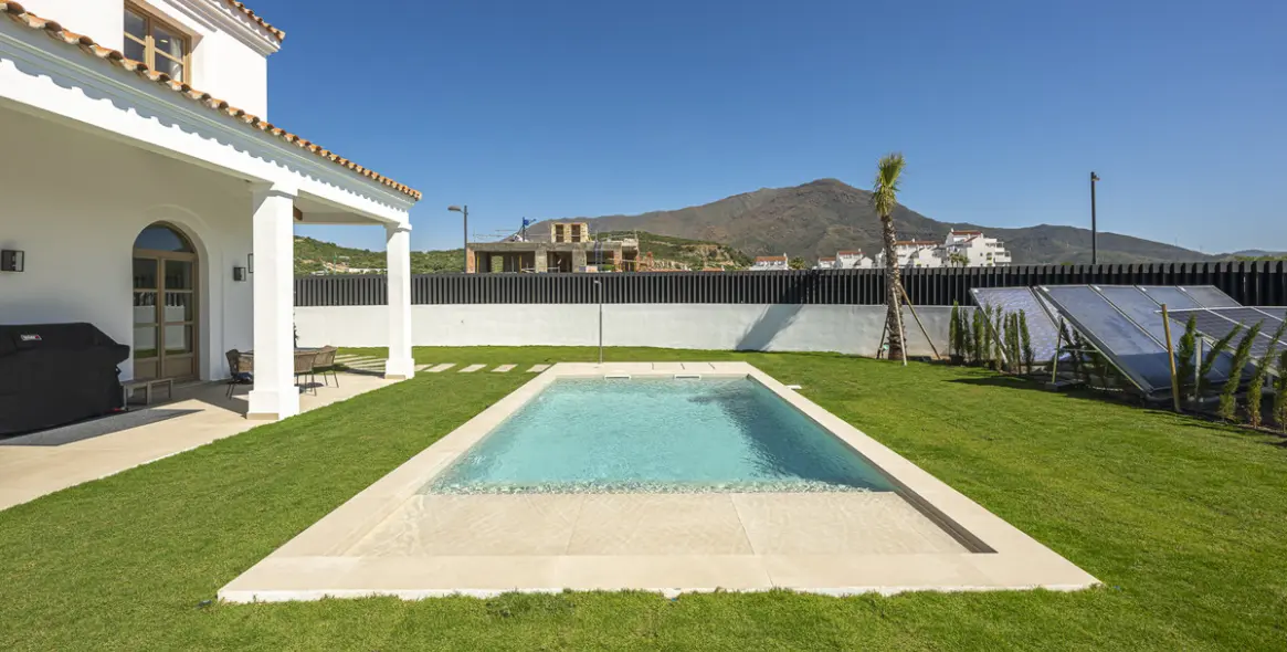 Venta de villa independiente en Estepona 113