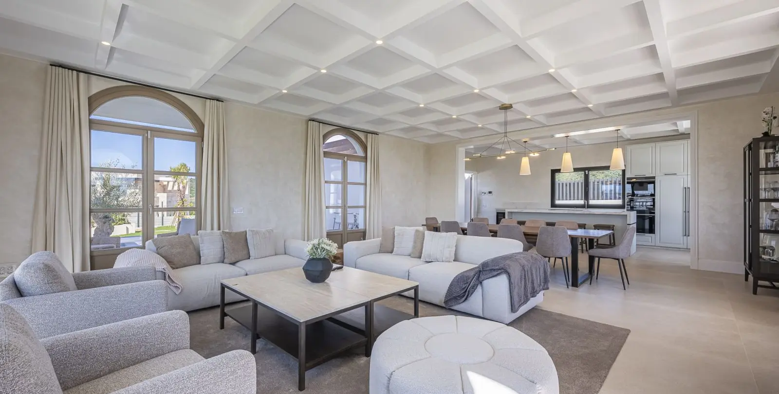 Venta de villa independiente en Estepona 15