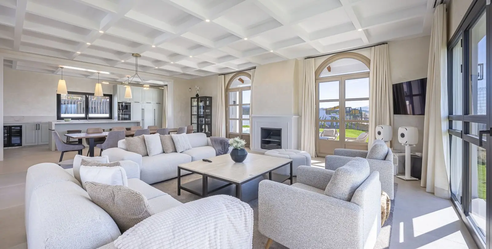 Venta de villa independiente en Estepona 16