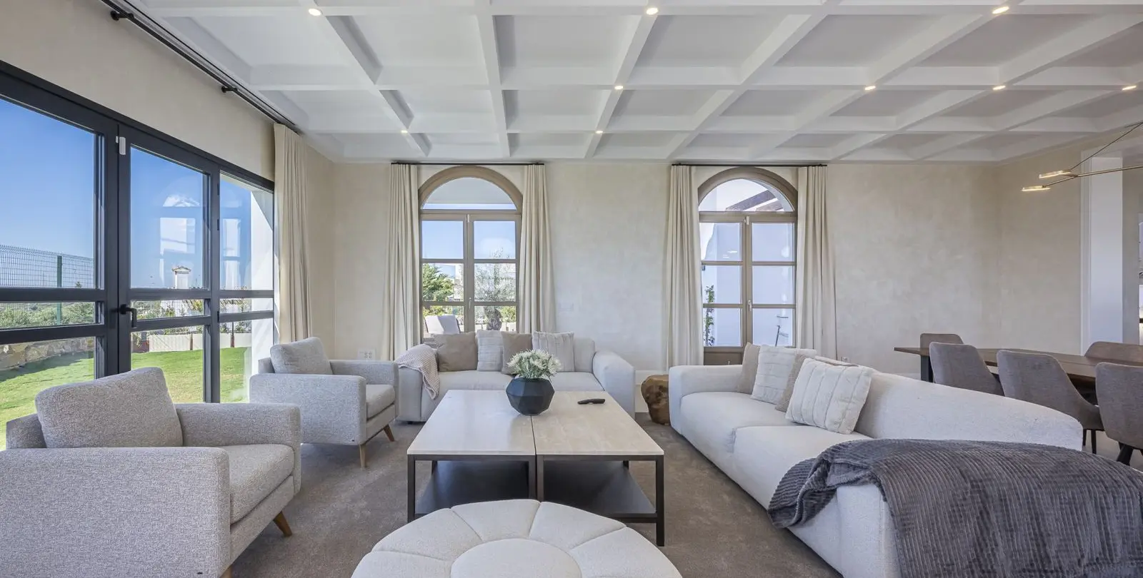 Venta de villa independiente en Estepona 23