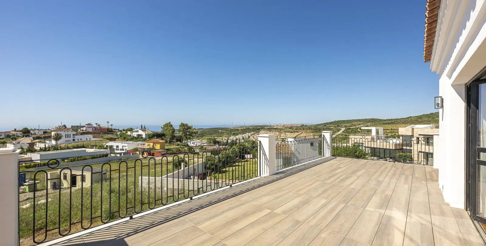 Venta de villa independiente en Estepona 35
