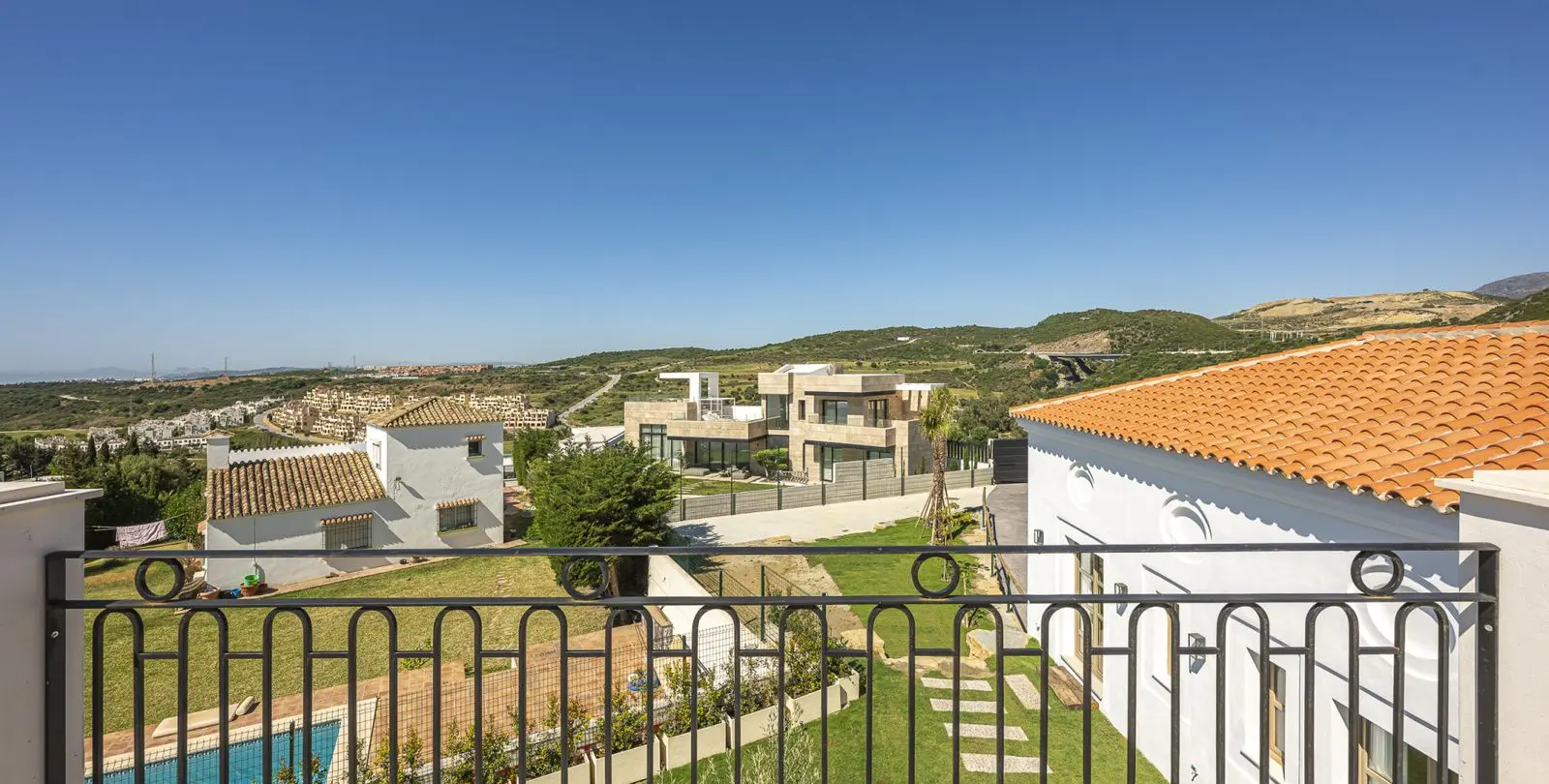 Venta de villa independiente en Estepona 37