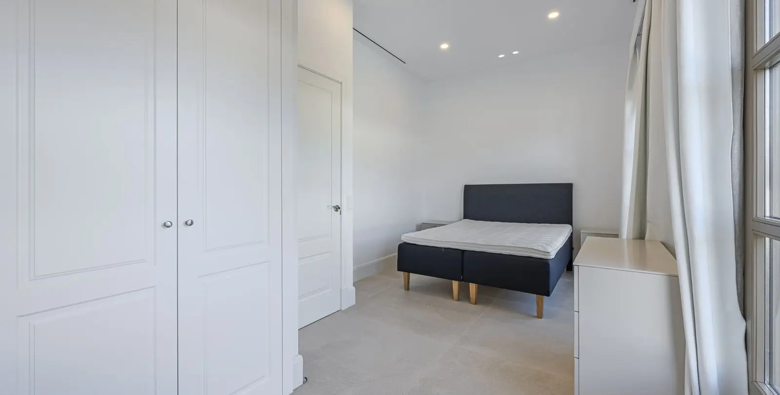 Venta de villa independiente en Estepona 48