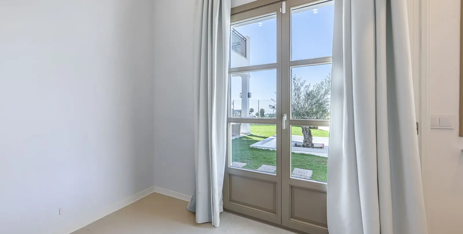 Venta de villa independiente en Estepona 49