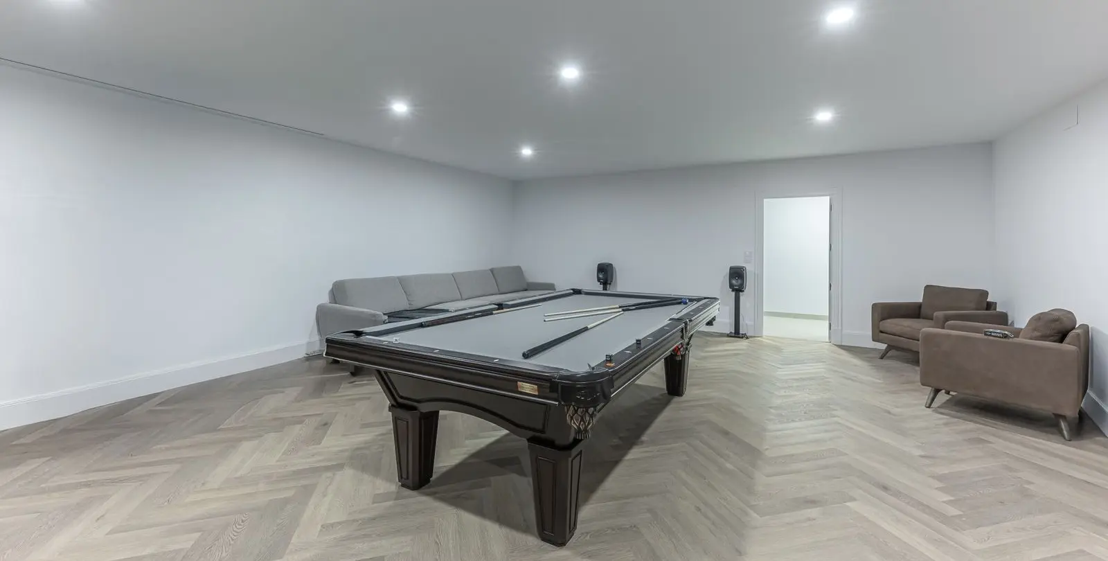 Venta de villa independiente en Estepona 56