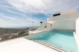Image 4 thumb