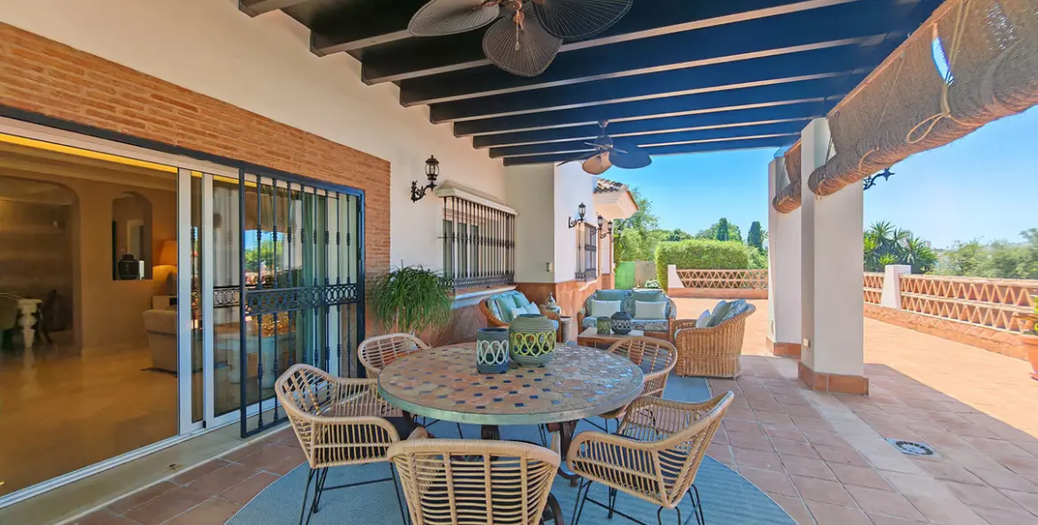 Venta de villa independiente en Elviria 9